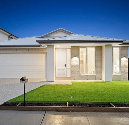 Selling Your Property in Victoria: Private Sale vs Auction Explained